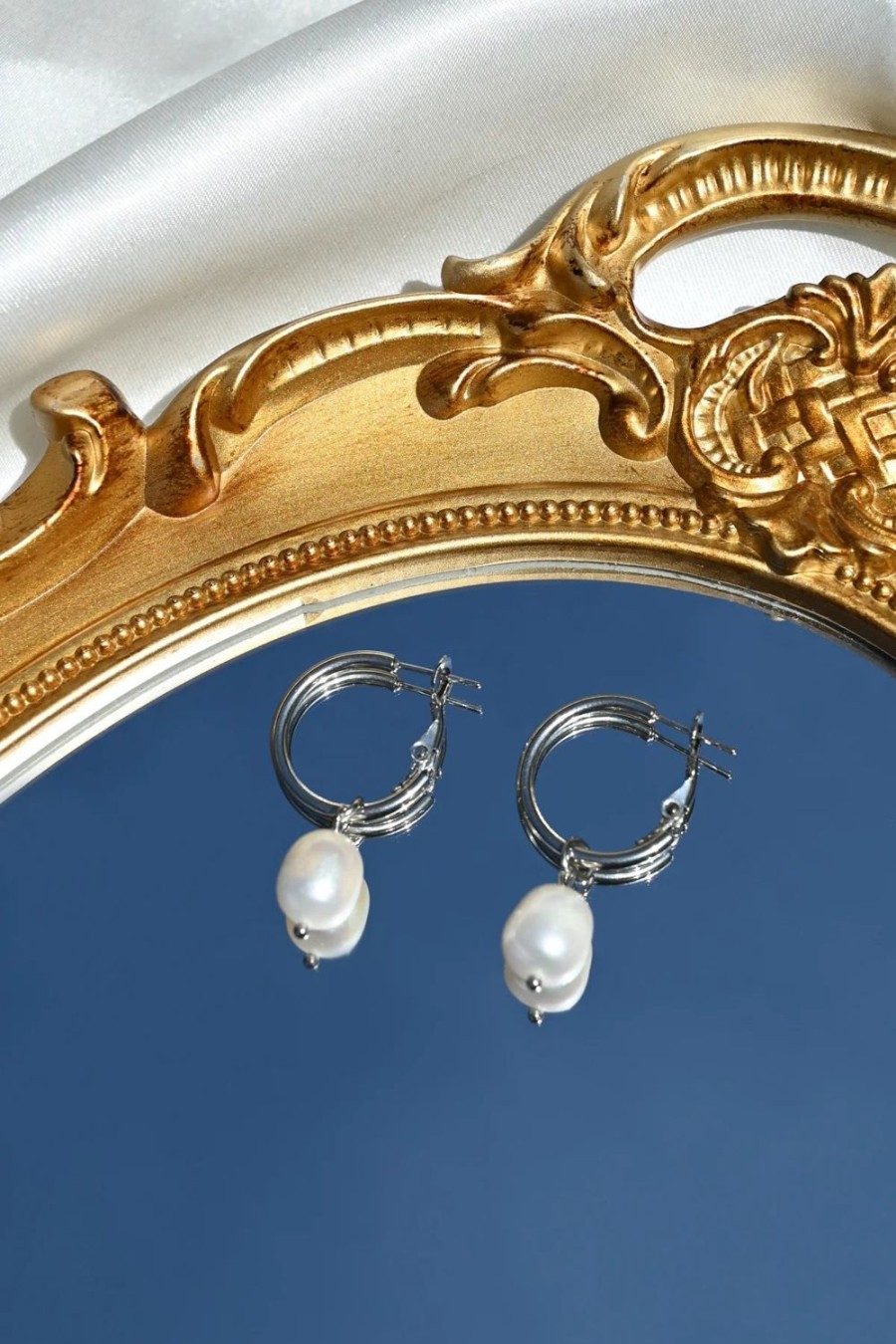 Clothing Dippin' Daisy's | Dreamsbaby Jewels X Dippin Daisys End Of The World Hoop Earrings