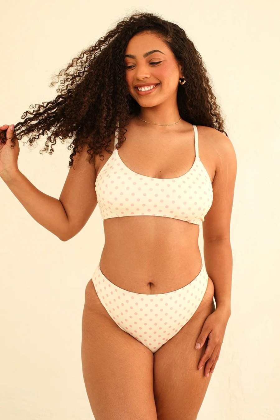 Swim Dippin' Daisy's The Full Scoop | Redondo Adjustable Strap Bikini Top Dotted Pink